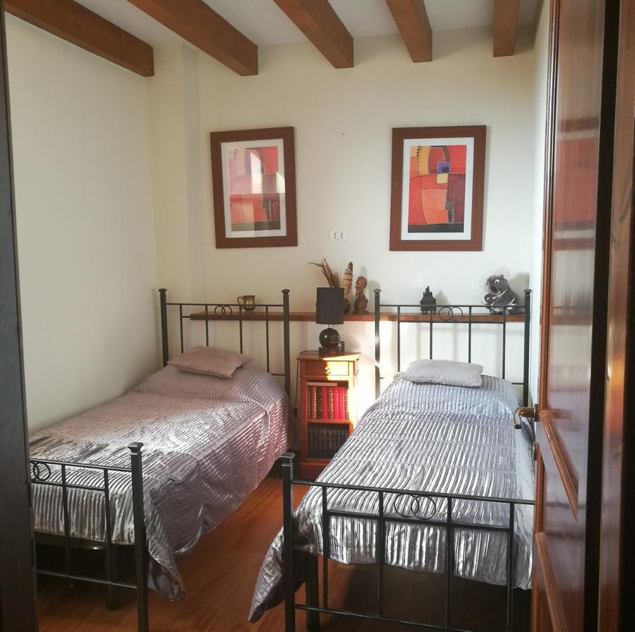술모나 Legacy B&B 외부 사진